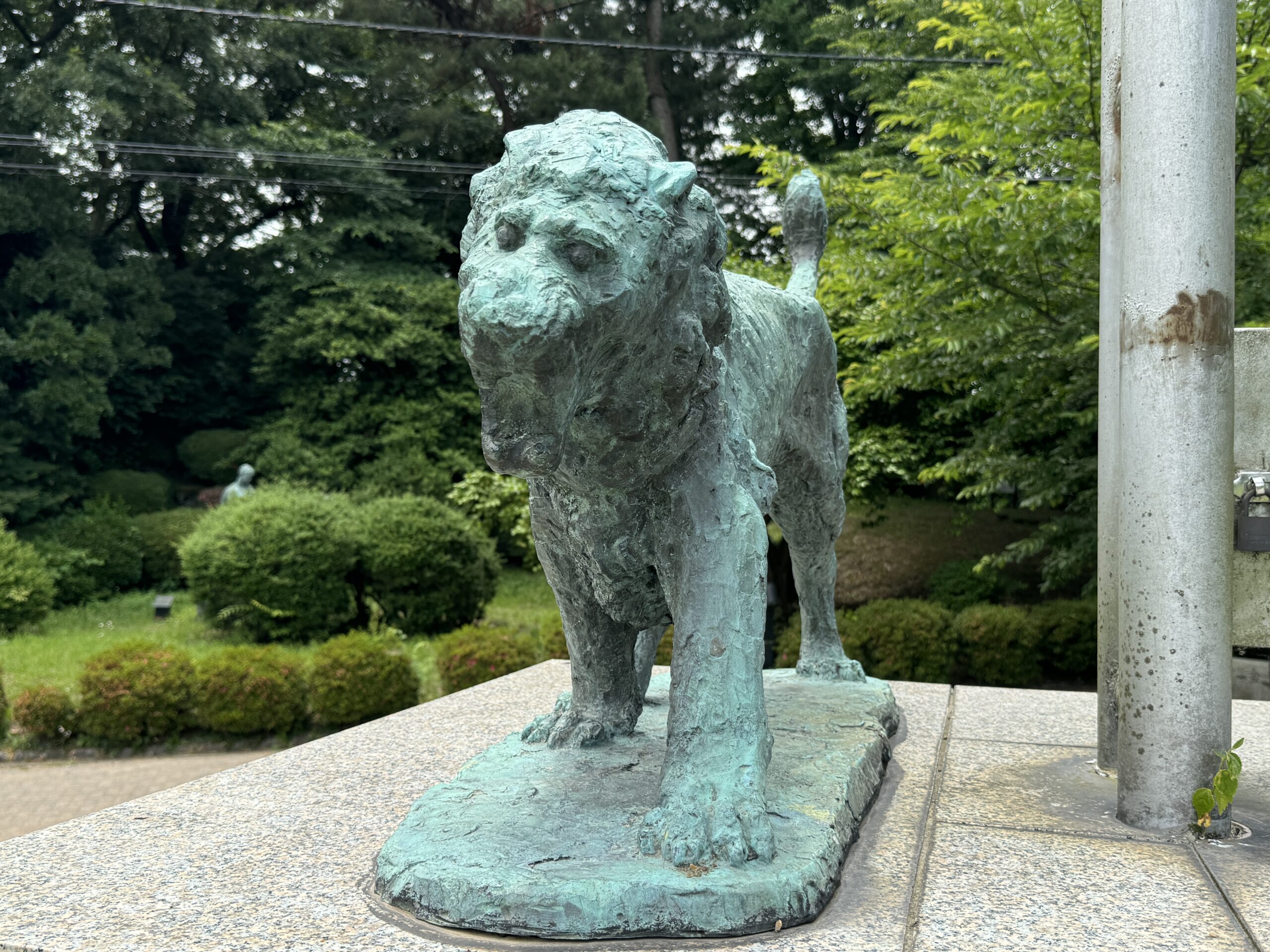 高岡城・獅子像